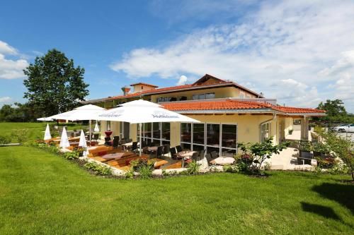 Hotel Friedenseiche 1