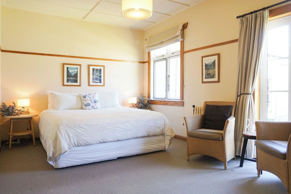 Lake Brunner Eco Lodge 3