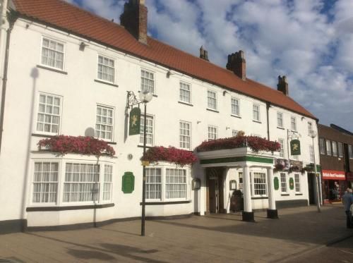 The Golden Lion Hotel 2