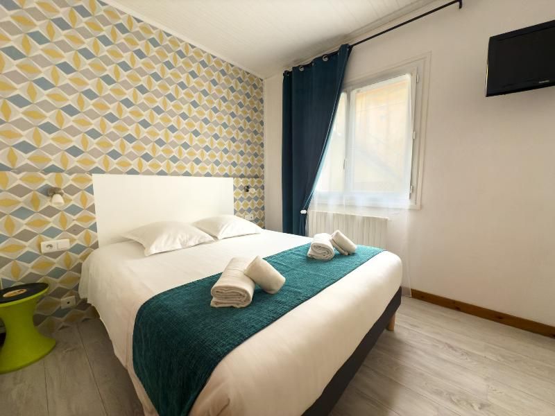 Hotel de Paris  1