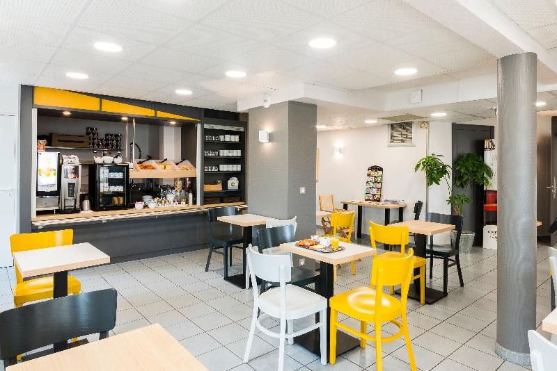 B&B Hôtel Nantes Aéroport 2