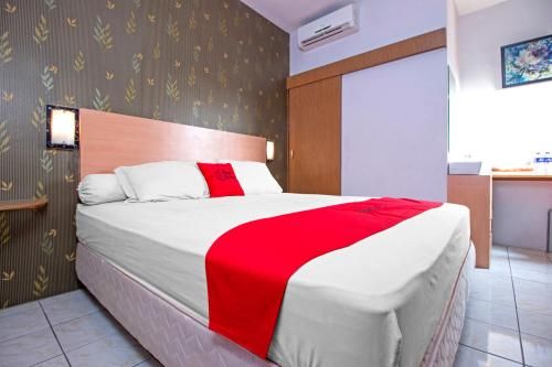 RedDoorz Syariah near BTC Fashion Mall 2 estrellas en Bandung