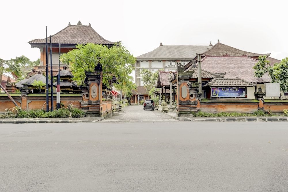 Hotel O Ratu 2 estrelas em Denpasar