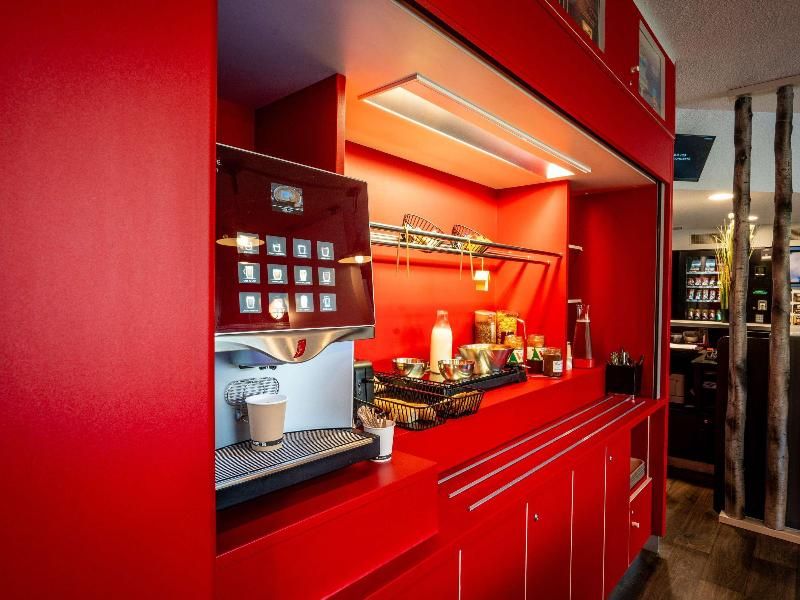 Hotelf1 Brive Ussac 3