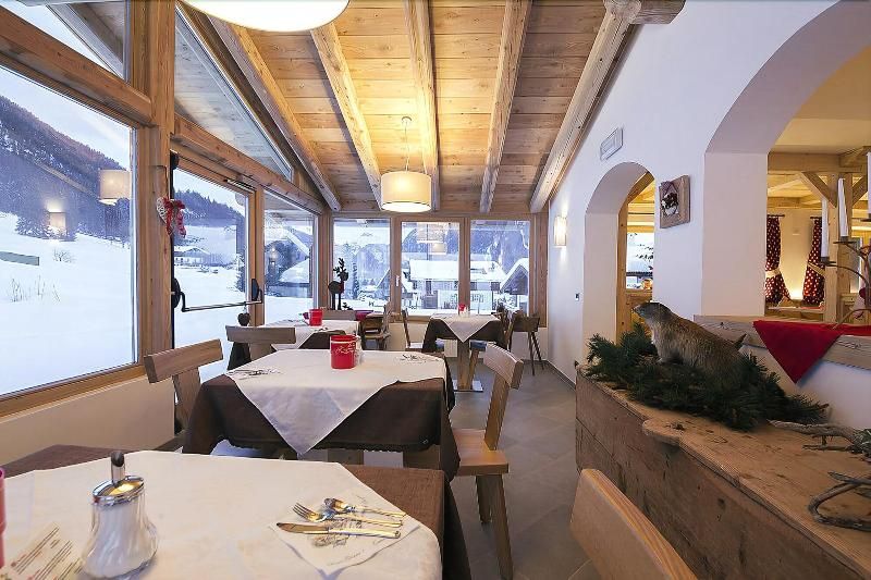 Hotel Garni Lastei 3