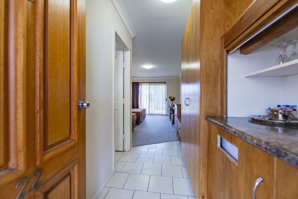 Roma Explorers Inn 3