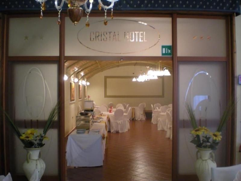 Cristal Hotel 3