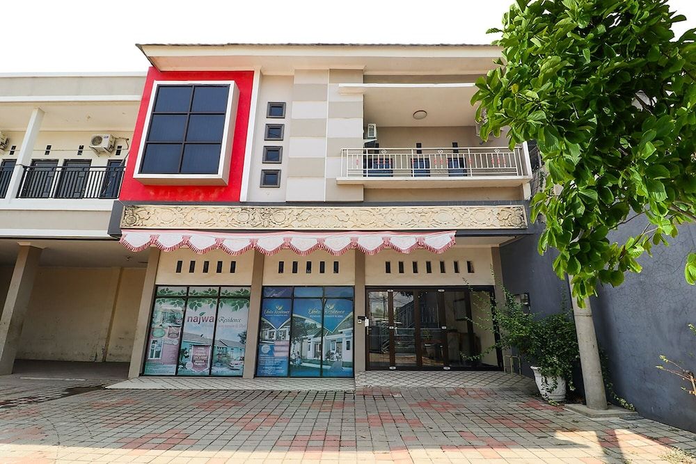 SPOT ON 3859 Sweet Candy 2NearResinda park mall 2 estrellas en Karawang