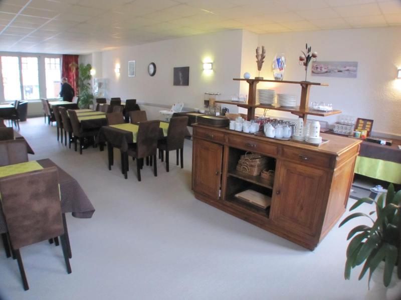 Logis Hôtel du Cerf 3 estrelas em Briare