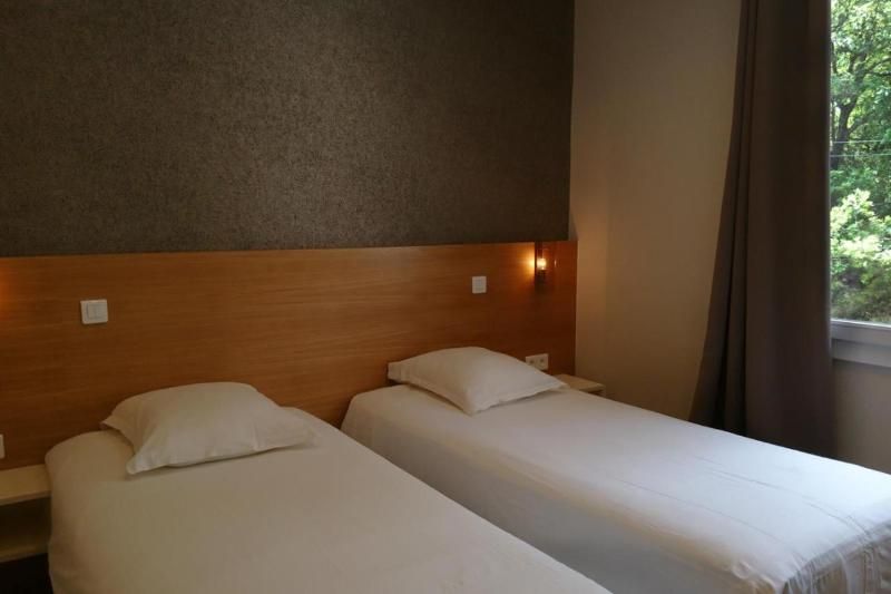 Logis Hotel Plantevin 3