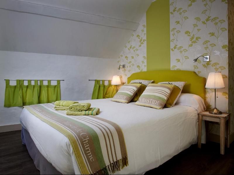 Logis Hotel Troglododo 3