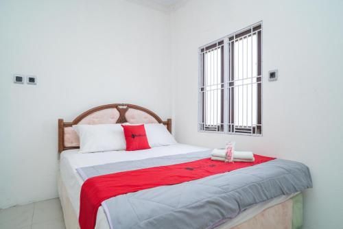 RedDoorz Syariah near Jalan A Yani KM 8 Citraland 2
