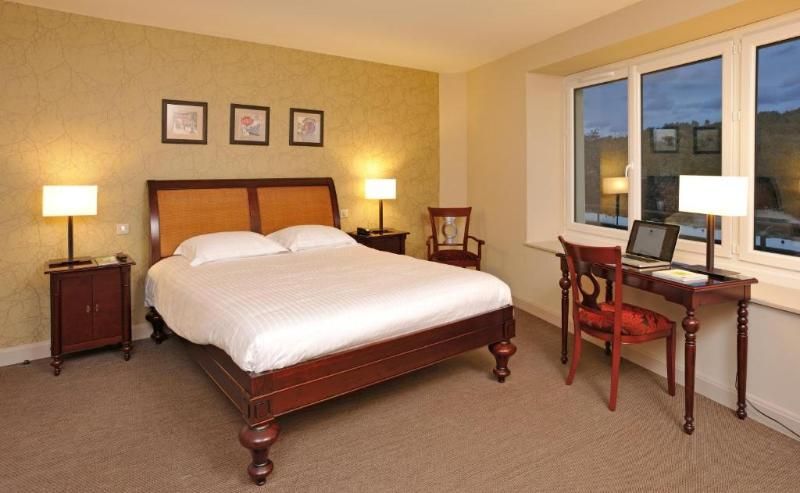 Logis Hostellerie du Forez 2