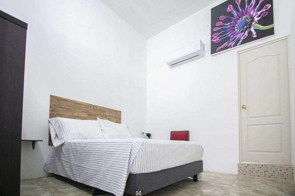 OYO Hotel Plaza Las Torres, Cabo San Lucas 4 estrelas em Cabo San Lucas