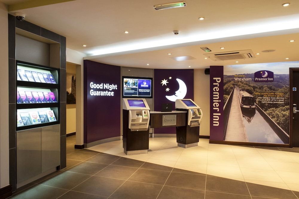Premier Inn Wrexham City Centre 2