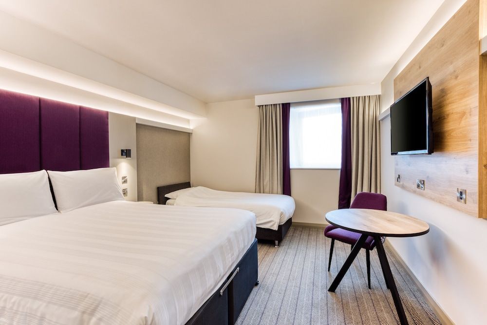 Premier Inn Maidstone Town Centre 3