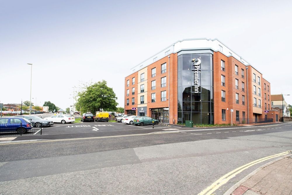 Premier Inn Basingstoke Town Centre