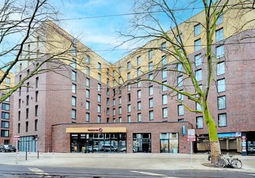 Premier Inn Düsseldorf City Friedrichstadt 2
