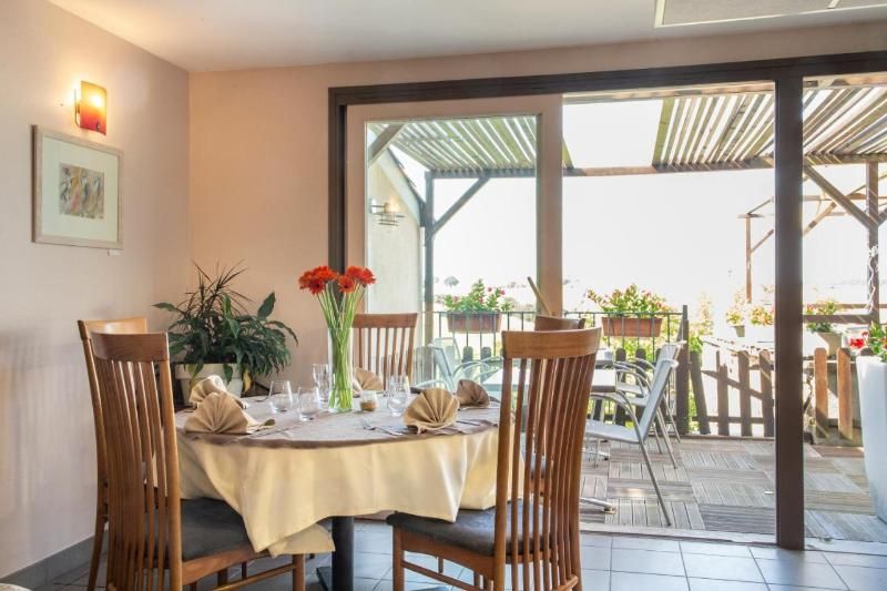 Hotel Le Relais Des Deux Vallees 3