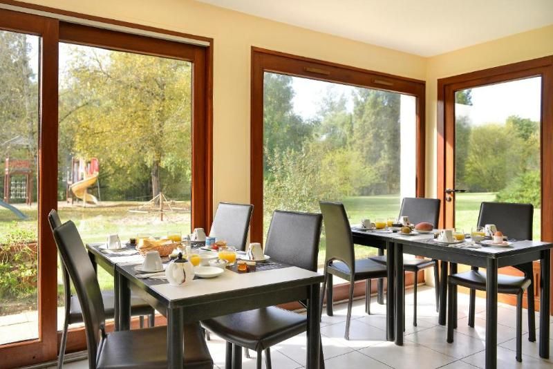 Logis Le Relais De Pouilly 3 estrelas em Pouilly-sur-Loire