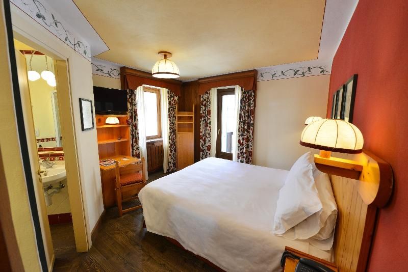 Hotel Du Grand Paradis - 1899 Auberge Boutique 2