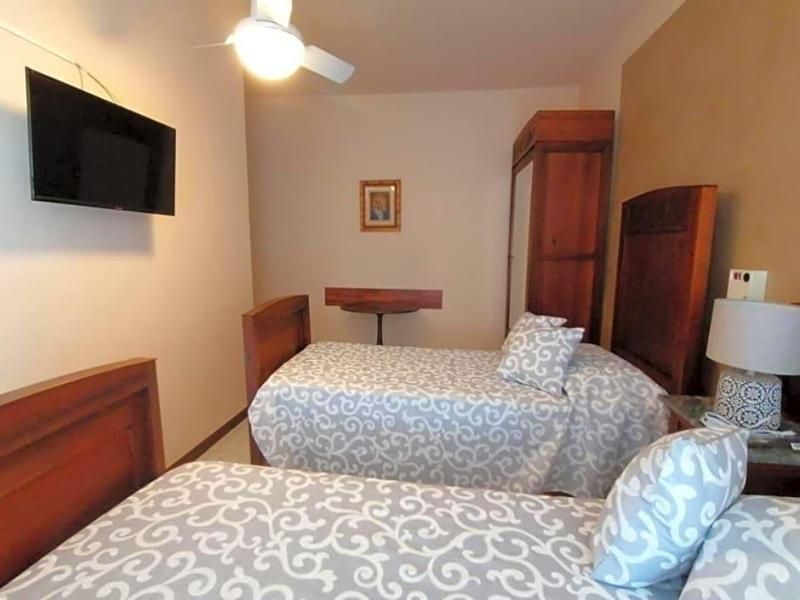 Hotel Fiore & Fiocchi 2