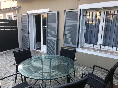 Hôtel du Bord de Mer "Le Vanillé" 2