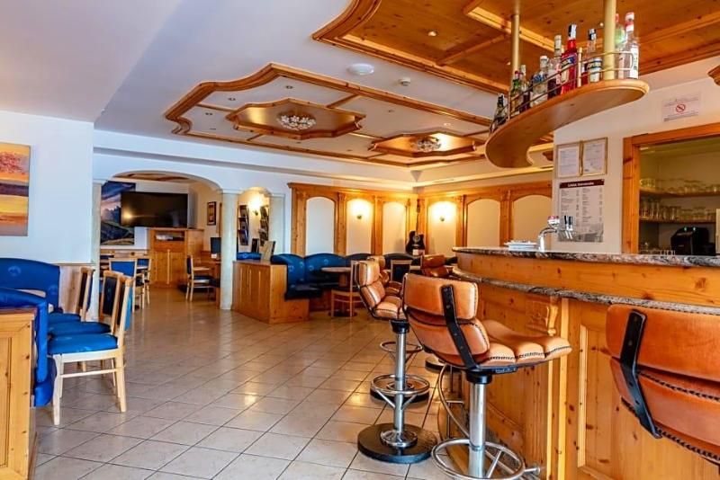 Hotel Lory Molveno Dolomiti 2