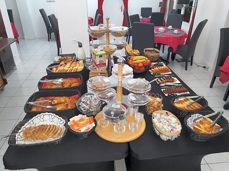 Hotel Le Saint Yves 3