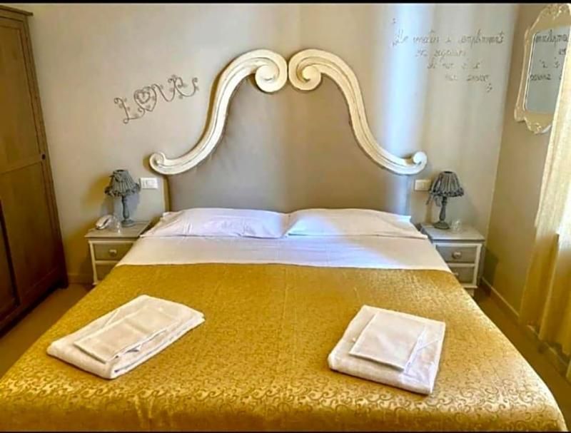 Hotel Lisv 2 stelle a Viareggio