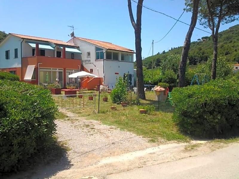 Hotel Rustichello 1 étoiles à Marina di Campo