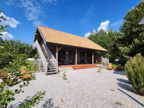 Oberża pod Złotym Prosiakiem 2