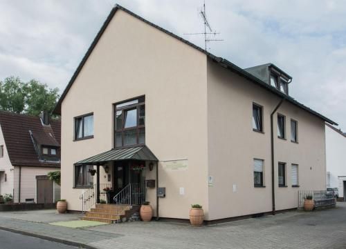 Hotel Avenue Altenfurt 2
