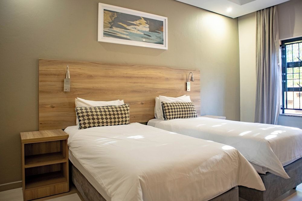 Regal Inn Hotel 3