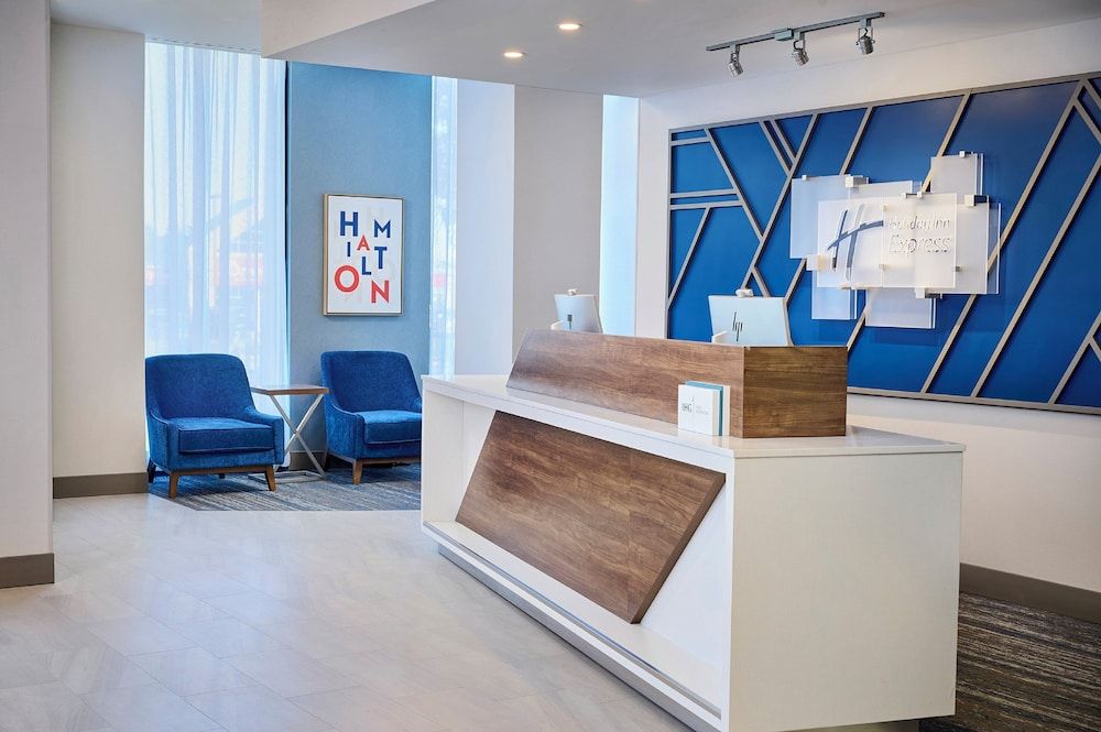 Holiday Inn Express Hamilton Upper James by IHG 2