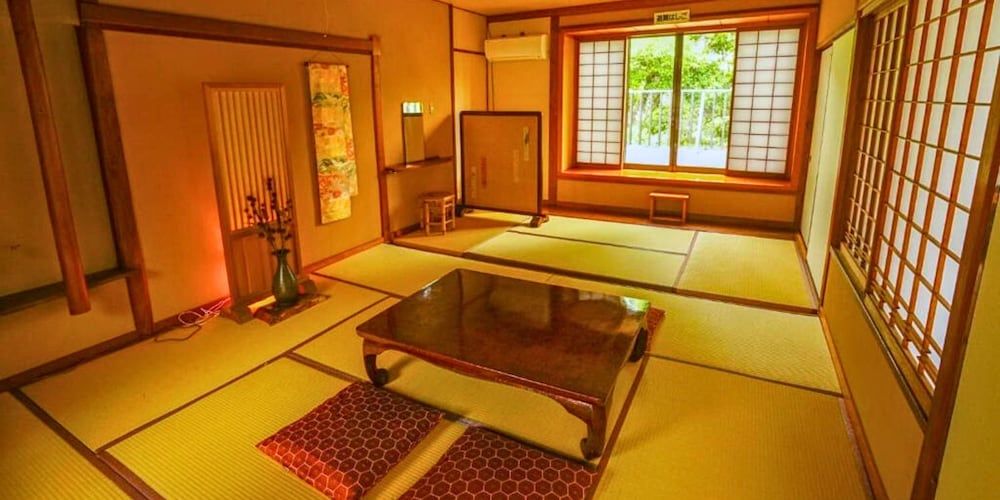 Onsen Yado Mizuguchi -1 estrellas en Izu