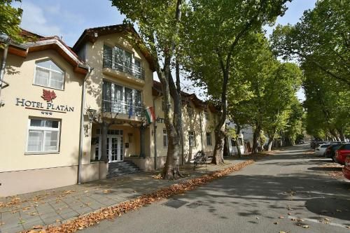 Hotel Platan 3 estrelas em Székesfehérvár