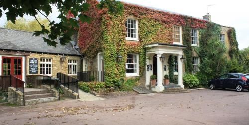 The Grove Ferry Inn 2