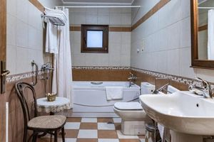 Margit Suites Hotel