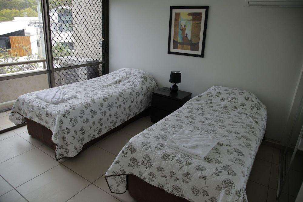 Sandrift Beachfront Apartments 3