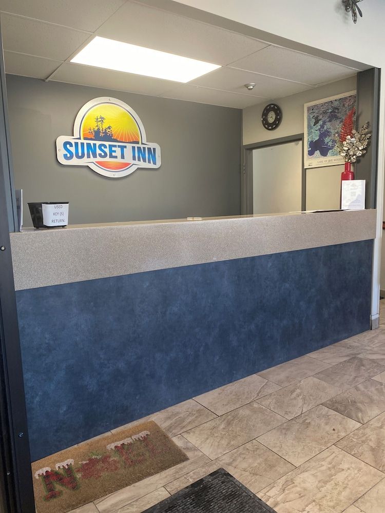 Sunset Inn Kenora 2