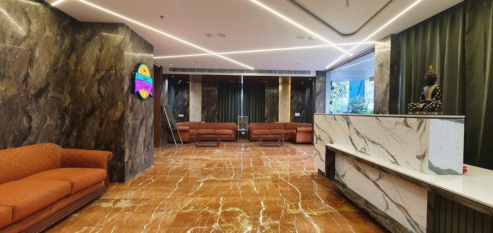 Hotel Royal Empire 2