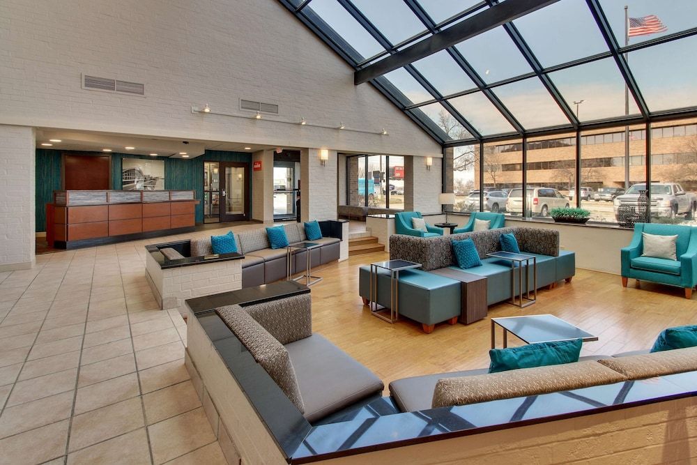 Pear Tree Inn St. Louis Airport 3