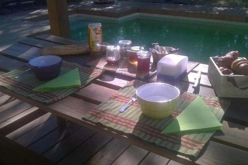 B&B Mas des Rabasses 3 estrelas em Le Pontet