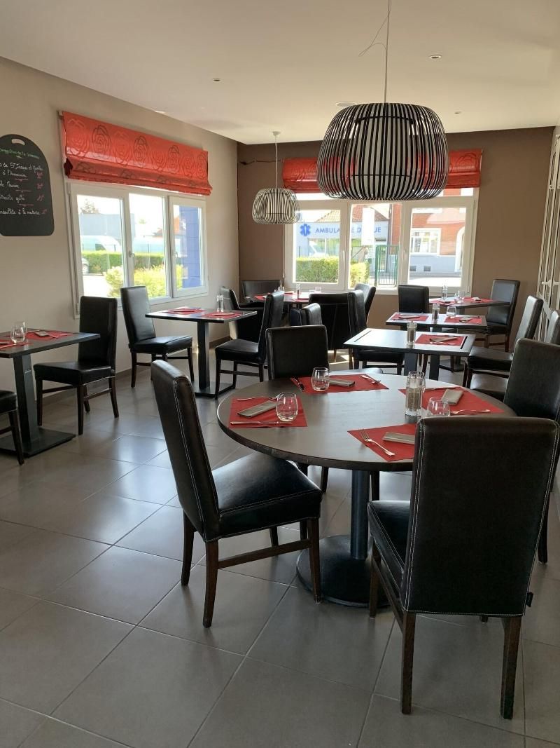 Hotel Restaurant Le Logis De La Lys 2