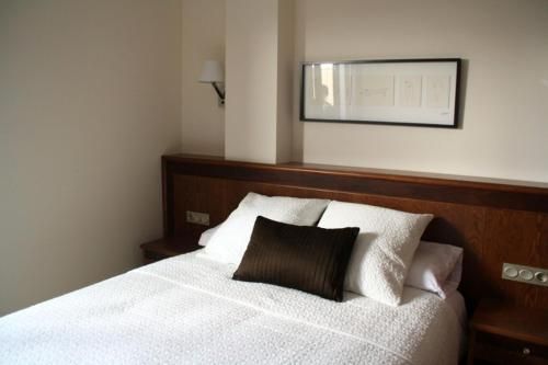 Hotel San Sebastián Hospedería 1