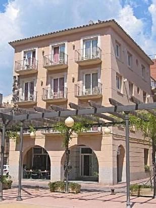 Hotel Plaça 3 estrellas en Sant Feliu de Guixols
