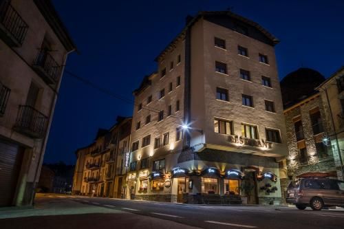 Hotel Victor 1 estrelas em Rialp