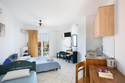 Malvasia Corner Studios - ex Romeo's House 3