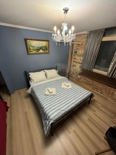 Ionia rooms 2